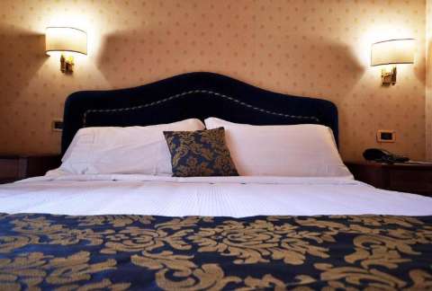 Pernottamento - Cilicia - Camera - ROMA