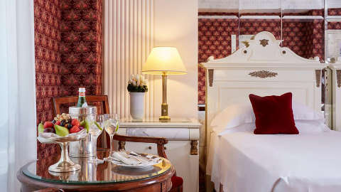 Accommodation - Regency Hotel Florence - Florence