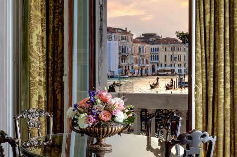 Accommodation - The Gritti Palace a Luxury Collection Hotel Venice - Guest room - Venice
