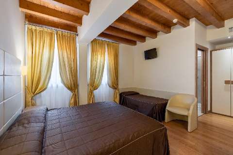 Accommodation - Unaway Ecohotel Villa Costanza Venezia - Guest room - Venezia