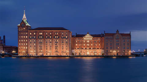 Acomodação - Hilton Molino Stucky - Vista para o exterior - Venice