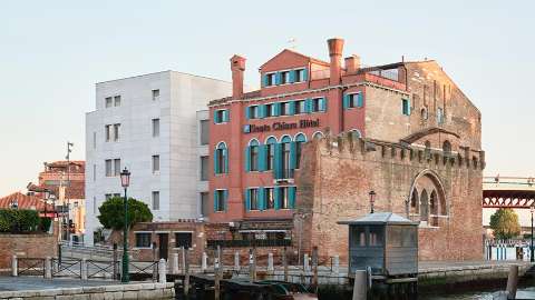 Accommodation - Hotel Santa Chiara - Exterior view - Venice