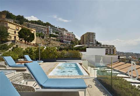 Accommodation - De Bonart Naples Curio Collection by Hilton - Pool view - Naples