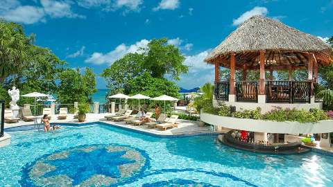 Alojamiento - Sandals Ochi Beach Resort - Ocho Rios