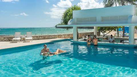 Unterkunft - Couples Tower Isle - Ansicht der Pool - Ocho Rios