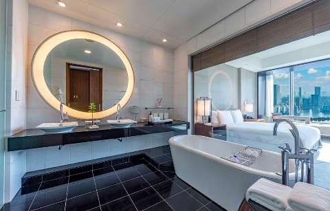 Accommodation - Conrad Tokyo - Guest room - Tokyo