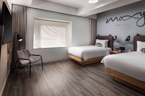 Accommodation - Moxy Tokyo Kinshicho - Guest room - Tokyo