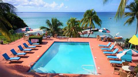 Unterkunft - Timothy Beach Resort - Ansicht der Pool - St Kitts