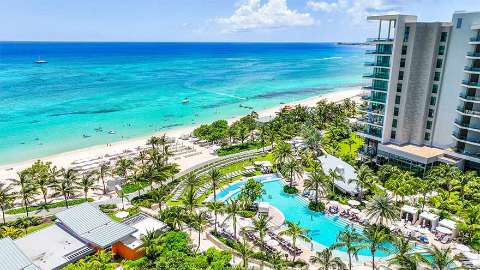 Accommodation - Kimpton SEAFIRE RESORT AND SPA - Exterior view - Grand Cayman