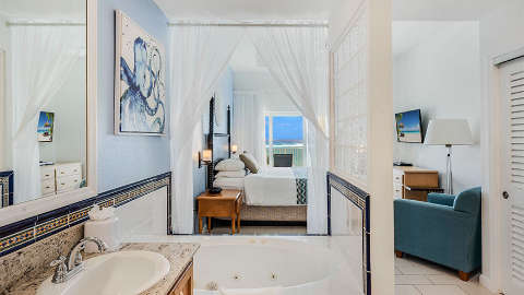 Guest room