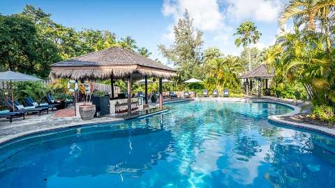 Accommodation - East Winds - Pool view - St Lucia