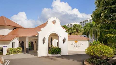 Accommodation - Secrets St Lucia Resort & Spa - St Lucia