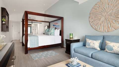 Guest room