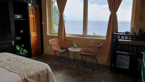 Accommodation - Green Fig Resort & Spa - Guest room