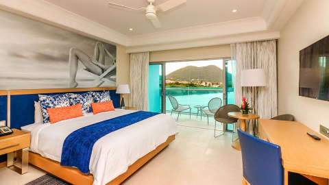 Accommodation - The Harbor Club - St Lucia