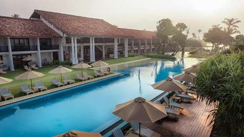 Accommodation - The Fortress Resort and Spa - Pool view - Sri Lanka