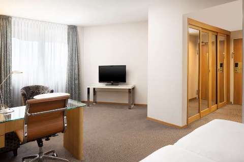 Accommodation - DoubleTree by Hilton Luxembourg - Guest room - Luxembourg