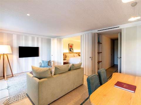 Guest room