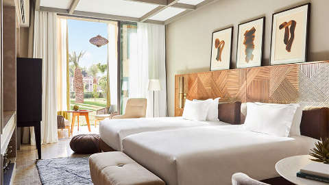 Guest room