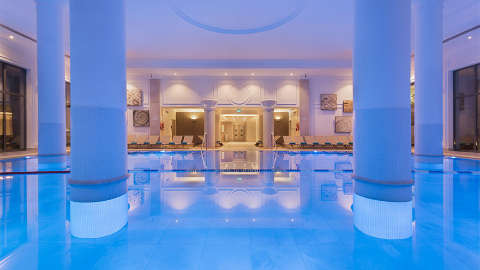 Accommodation - Hilton Malta - Pool view