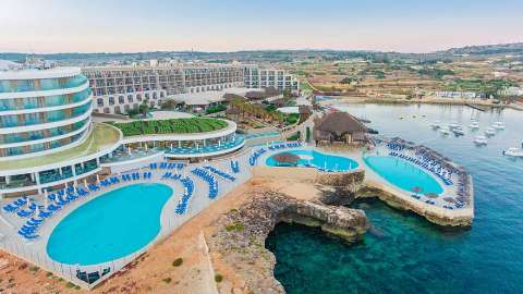 Unterkunft - Ramla Bay Resort - Ansicht der Pool - Malta