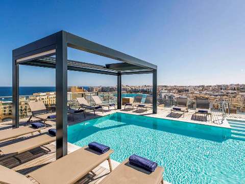 Accommodation - Mercure St. Julian's Malta - Pool view - ST. JULIAN'S