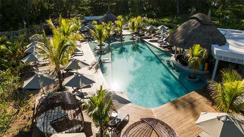 Vue sur piscine