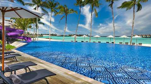 Unterkunft - Hard Rock Hotel Maldives - Ansicht der Pool - Male