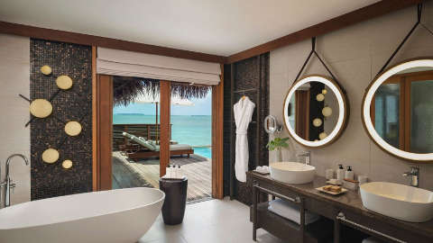 Guest room
