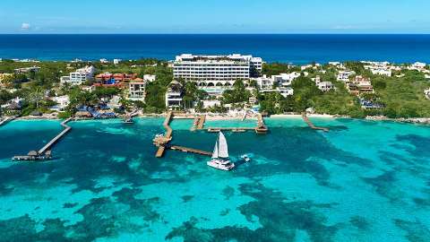 Accommodation - Impression Isla Mujeres by Secrets - Exterior view - Cancun