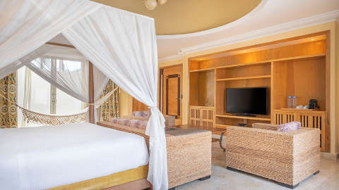 Guest room