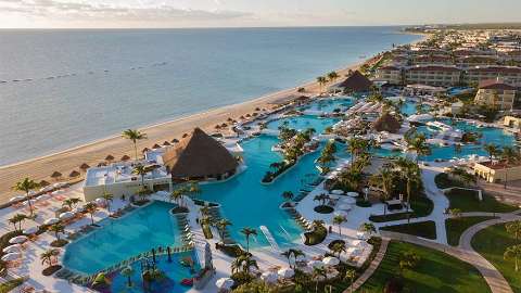 Accommodation - Moon Palace Cancun - Pool view - Cancun