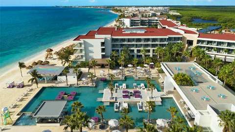Unterkunft - Breathless Riviera Cancun - Außenansicht - Cancun
