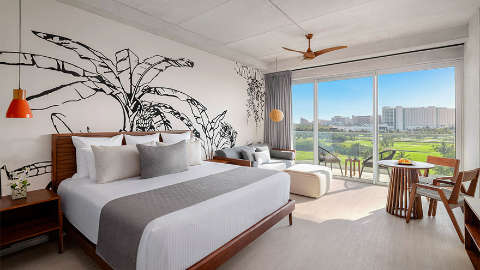 Guest room
