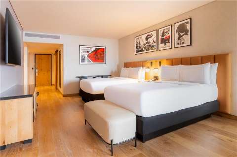 Guest room