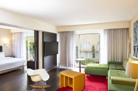 Accommodation - Fiesta Inn Aeropuerto Ciudad de Mexico - Guest room - MEXICO D.F.