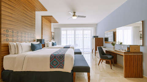 Guest room