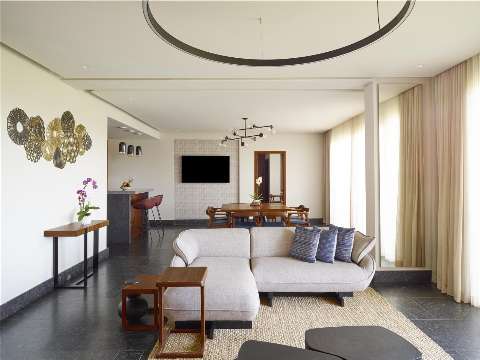 Guest room