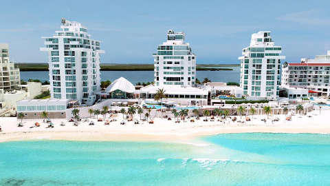 Accommodation - Oleo Cancun Playa - Exterior view - Cancun