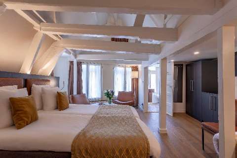 Accommodation - Avenue - Guest room - AMSTERDAM