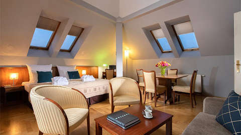 Guest room
