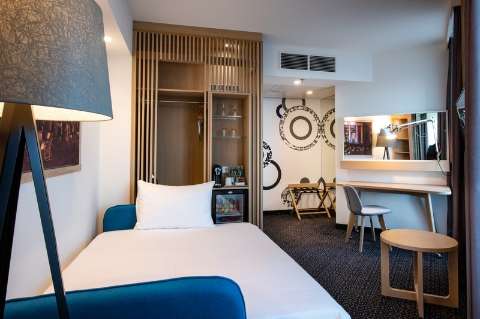 Accommodation - Holiday Inn Warsaw City Centre - Guest room - WARSAW