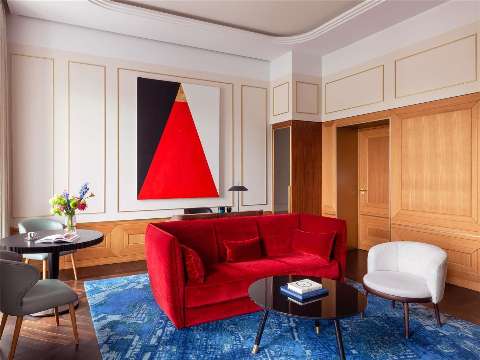 Guest room
