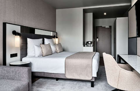 Accommodation - Leonardo Royal  Hotel Warsaw - Guest room - Warsaw