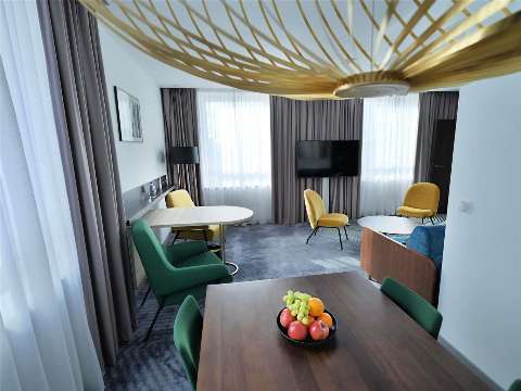 Guest room