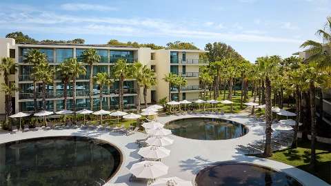Accommodation - Marriott Residences Salgados Resort - Pool view - Albufeira