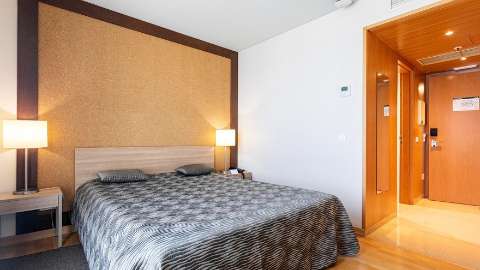 Accommodation - Antillia Hotel - Guest room