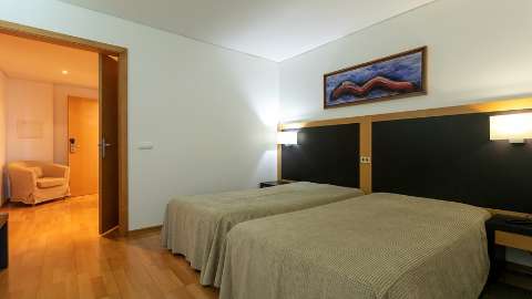 Accommodation - Antillia Hotel - Guest room