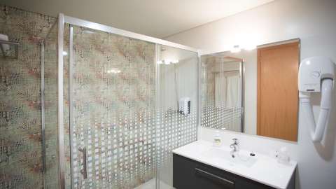 Accommodation - Antillia Hotel - Guest room