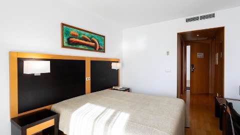 Accommodation - Antillia Hotel - Guest room
